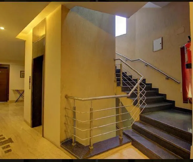 Phoenix Hospitality Гургаон Отель